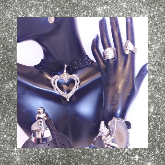 BEAUTIFUL pure antique sterling silver bundle - Picture 2 of 7